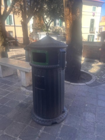 Cestino arredo urbano Centro Storico raccolta differenziata