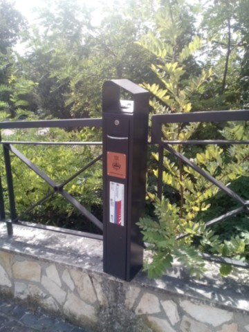 Installazione posacenere Delte 205 Elux